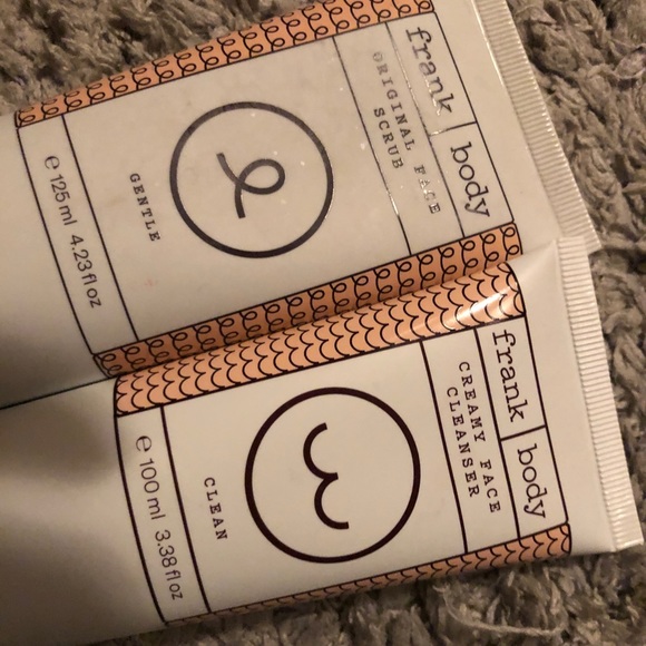 Frank Body cleanser set - Picture 2 of 3